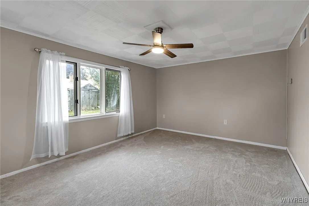 214 Heritage Road, Tonawanda, New York 14150, Tonawanda, New York 14150, 3 Bedrooms Bedrooms, 9 Rooms Rooms,2 BathroomsBathrooms,Residential,For Sale,214 Heritage Road, Tonawanda, New York 14150,0,B1645817