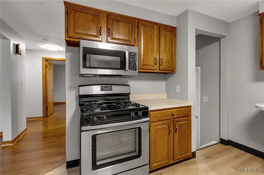 214 Heritage Road, Tonawanda, New York 14150, Tonawanda, New York 14150, 3 Bedrooms Bedrooms, 9 Rooms Rooms,2 BathroomsBathrooms,Residential,For Sale,214 Heritage Road, Tonawanda, New York 14150,0,B1645817