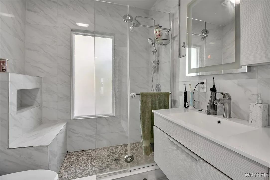 1164 Hertel Avenue, Buffalo, New York 14216, Buffalo, New York 14216, 5 Bedrooms Bedrooms, ,3 BathroomsBathrooms,Residential,For Sale,1164 Hertel Avenue, Buffalo, New York 14216,0,B1645571