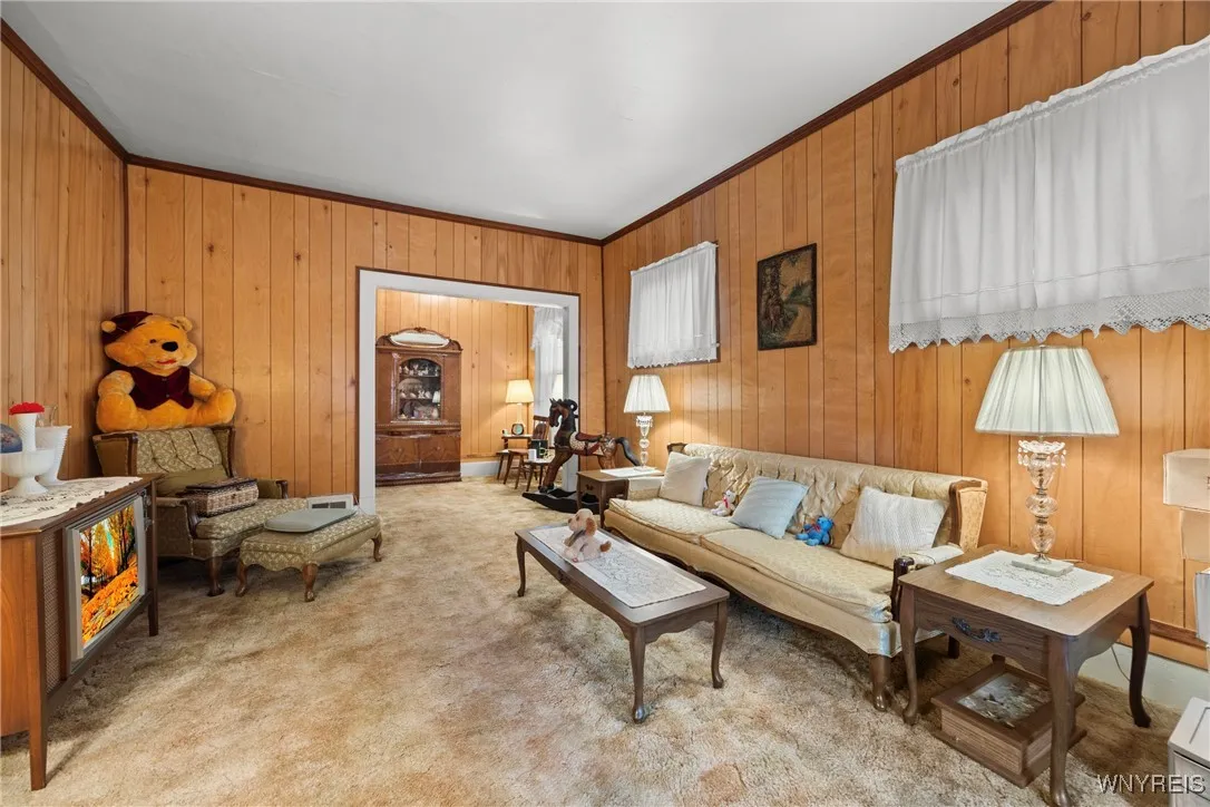 1061 Niagara Street, Buffalo, New York 14213, Buffalo, New York 14213, 3 Bedrooms Bedrooms, 7 Rooms Rooms,1 BathroomBathrooms,Residential,Closed,1061 Niagara Street, Buffalo, New York 14213,0,B1645829