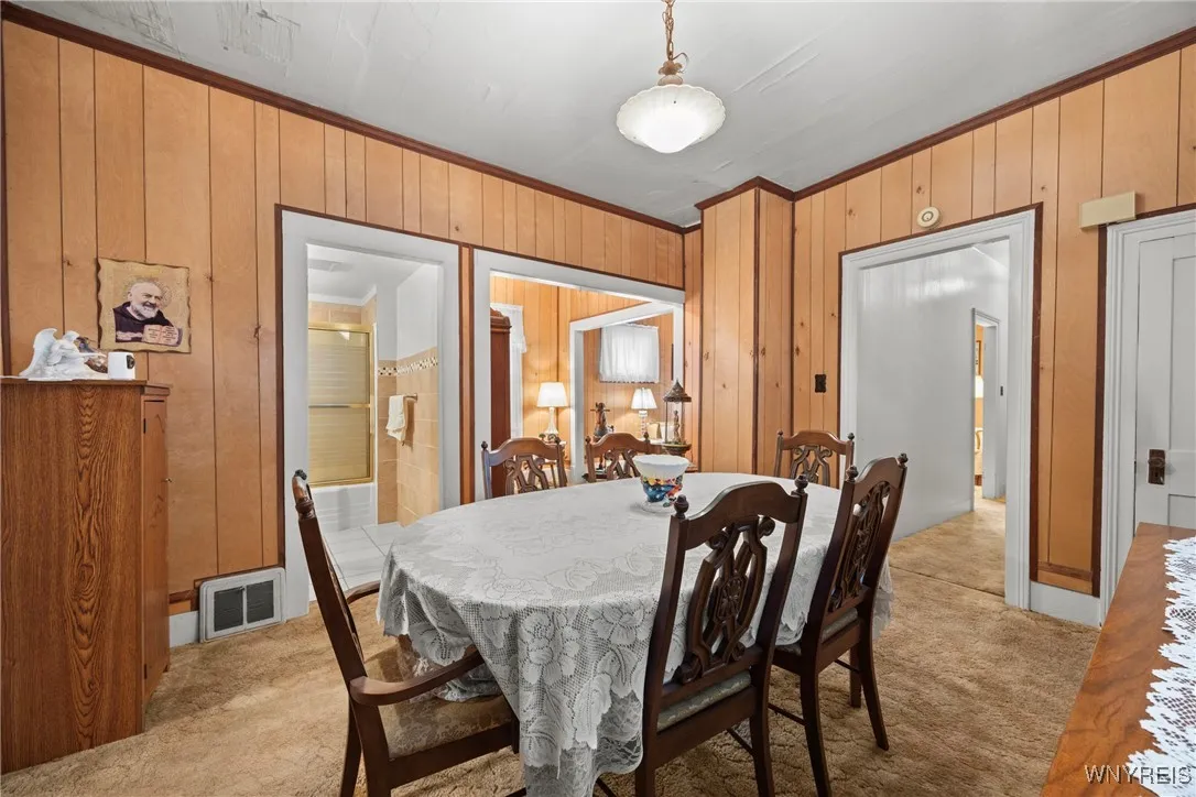 1061 Niagara Street, Buffalo, New York 14213, Buffalo, New York 14213, 3 Bedrooms Bedrooms, 7 Rooms Rooms,1 BathroomBathrooms,Residential,Closed,1061 Niagara Street, Buffalo, New York 14213,0,B1645829