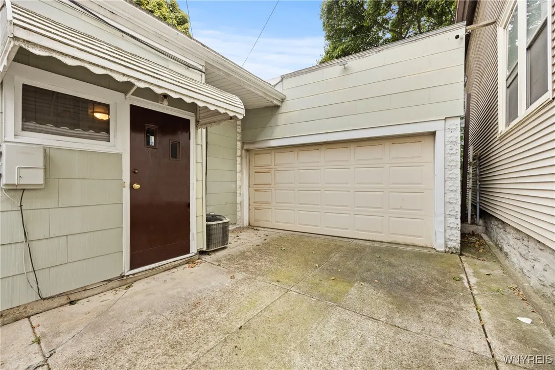 1061 Niagara Street, Buffalo, New York 14213, Buffalo, New York 14213, 3 Bedrooms Bedrooms, 7 Rooms Rooms,1 BathroomBathrooms,Residential,Closed,1061 Niagara Street, Buffalo, New York 14213,0,B1645829