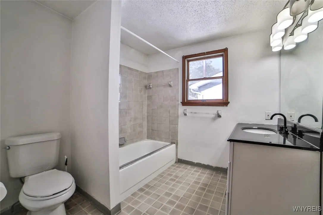 31 John Paul Court, Buffalo, New York 14206, Buffalo, New York 14206, 3 Bedrooms Bedrooms, 6 Rooms Rooms,1 BathroomBathrooms,Residential,For Sale,31 John Paul Court, Buffalo, New York 14206,0,B1645831