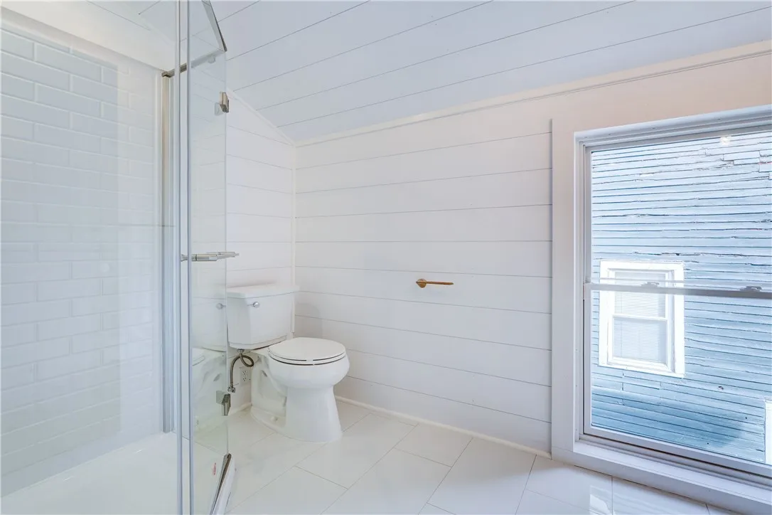 413 Caroline Street, Rochester, New York 14620, Rochester, New York 14620, 3 Bedrooms Bedrooms, 9 Rooms Rooms,3 BathroomsBathrooms,Residential Lease,For Rent,413 Caroline Street, Rochester, New York 14620,0,R1645835