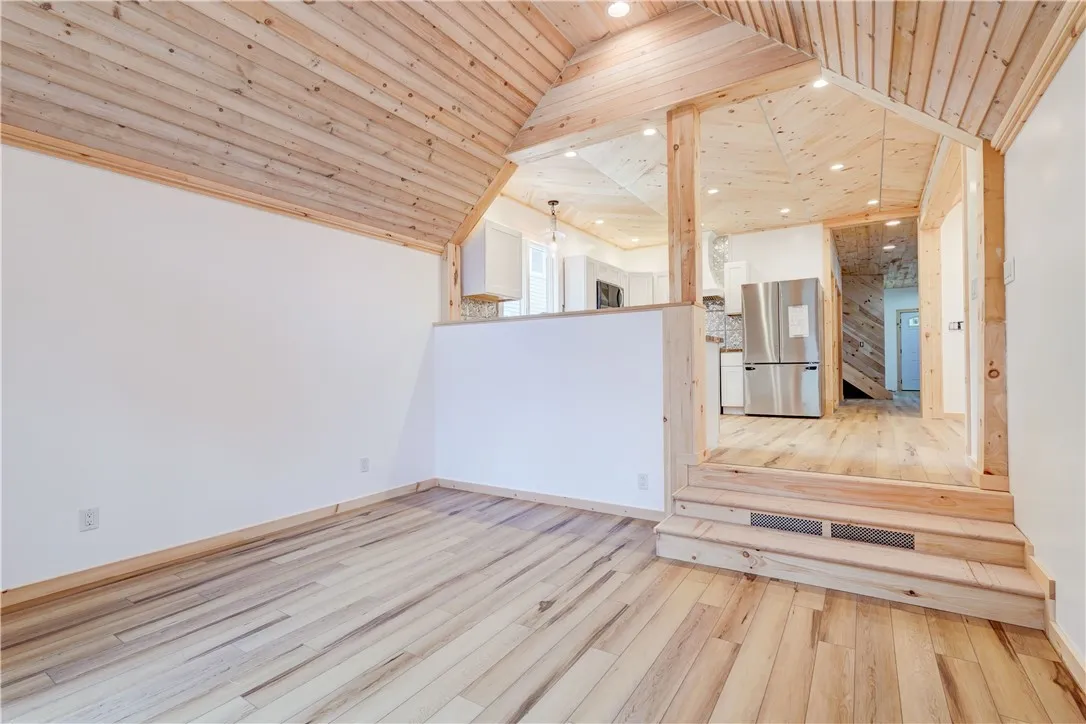 413 Caroline Street, Rochester, New York 14620, Rochester, New York 14620, 3 Bedrooms Bedrooms, 9 Rooms Rooms,3 BathroomsBathrooms,Residential Lease,For Rent,413 Caroline Street, Rochester, New York 14620,0,R1645835