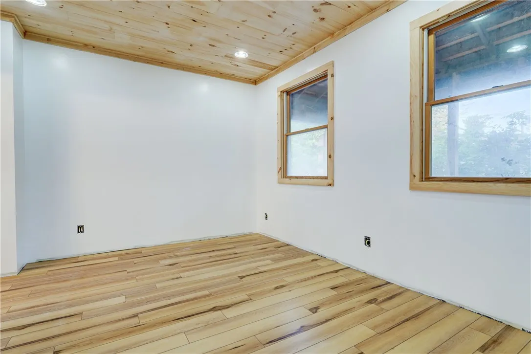 413 Caroline Street, Rochester, New York 14620, Rochester, New York 14620, 3 Bedrooms Bedrooms, 9 Rooms Rooms,3 BathroomsBathrooms,Residential Lease,For Rent,413 Caroline Street, Rochester, New York 14620,0,R1645835