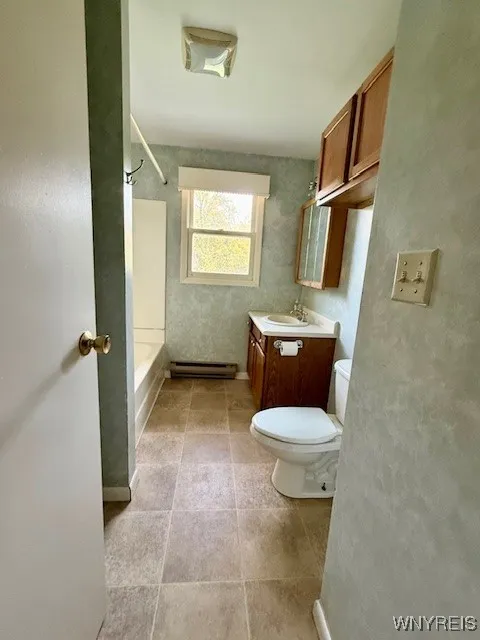 Upper bathroom
