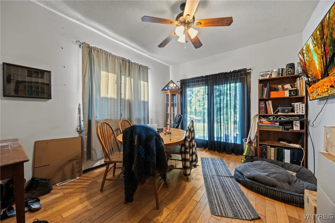 546 High Street, Lockport City, New York 14094, Lockport City, New York 14094, 4 Bedrooms Bedrooms, 10 Rooms Rooms,2 BathroomsBathrooms,Residential,For Sale,546 High Street, Lockport City, New York 14094,0,B1645854