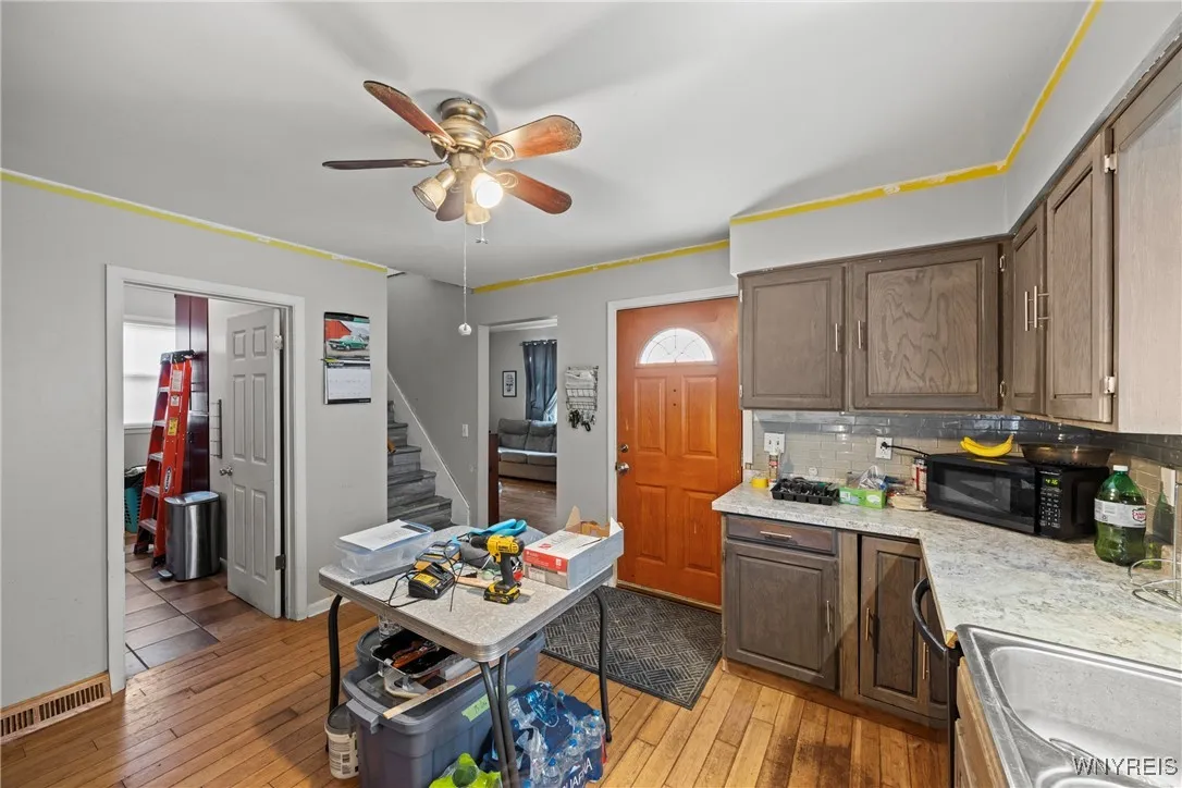 546 High Street, Lockport City, New York 14094, Lockport City, New York 14094, 4 Bedrooms Bedrooms, 10 Rooms Rooms,2 BathroomsBathrooms,Residential,For Sale,546 High Street, Lockport City, New York 14094,0,B1645854