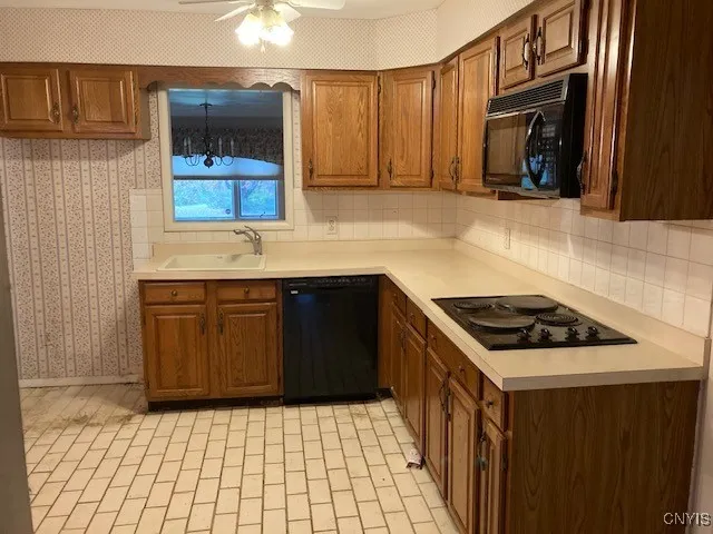 6369 State Route 233, Westmoreland, New York 13440, Westmoreland, New York 13440, 3 Bedrooms Bedrooms, 7 Rooms Rooms,1 BathroomBathrooms,Residential,For Sale,6369 State Route 233, Westmoreland, New York 13440,0,S1645778