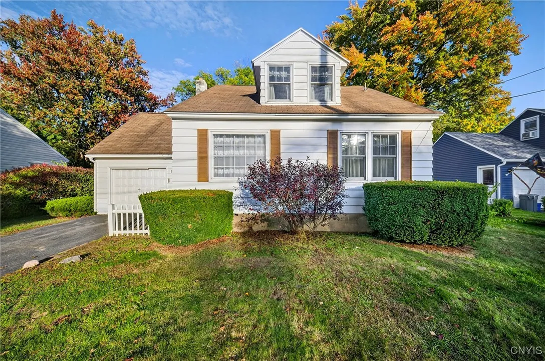 109 Leroy Road, Cicero, New York 13212, Cicero, New York 13212, 3 Bedrooms Bedrooms, 6 Rooms Rooms,1 BathroomBathrooms,Residential,For Sale,109 Leroy Road, Cicero, New York 13212,0,S1643670