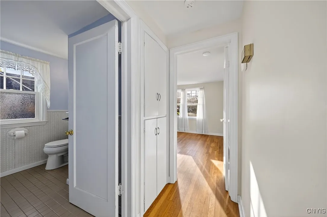 Hallway view into 2nd bedroom