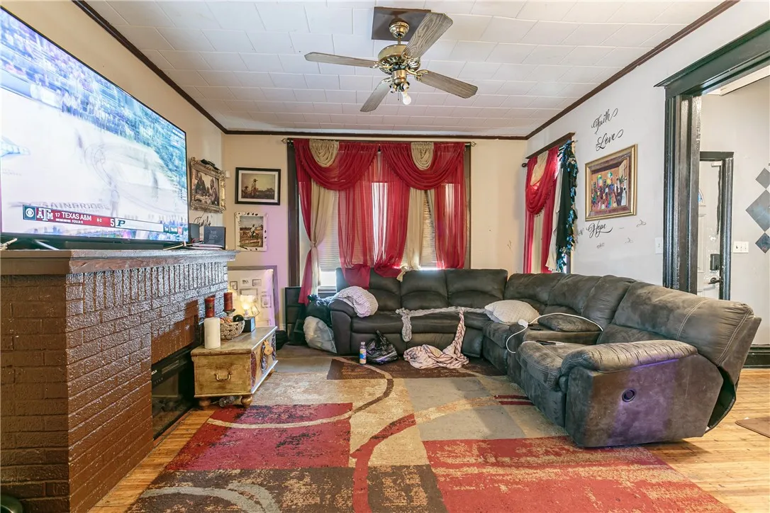 163 Reynolds Street, Rochester, New York 14608, Rochester, New York 14608, 3 Bedrooms Bedrooms, 8 Rooms Rooms,1 BathroomBathrooms,Residential,For Sale,163 Reynolds Street, Rochester, New York 14608,0,R1645839