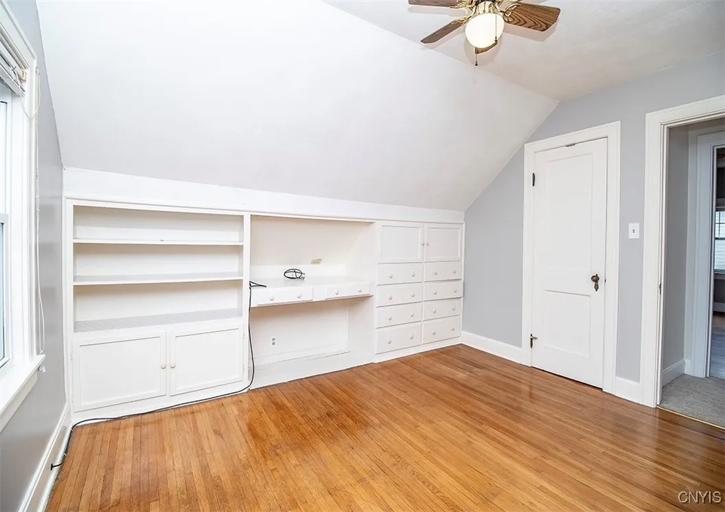 136 Weymouth Road, Syracuse, New York 13205, Syracuse, New York 13205, 3 Bedrooms Bedrooms, 9 Rooms Rooms,1 BathroomBathrooms,Residential,For Sale,136 Weymouth Road, Syracuse, New York 13205,0,S1644655