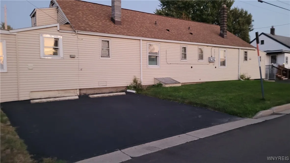 2 Balzac Ct - Front of Property