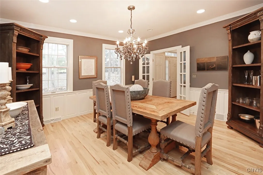 8428 Hobnail Road, Manlius, New York 13104, Manlius, New York 13104, 6 Bedrooms Bedrooms, 14 Rooms Rooms,4 BathroomsBathrooms,Residential,For Sale,8428 Hobnail Road, Manlius, New York 13104,0,S1644190