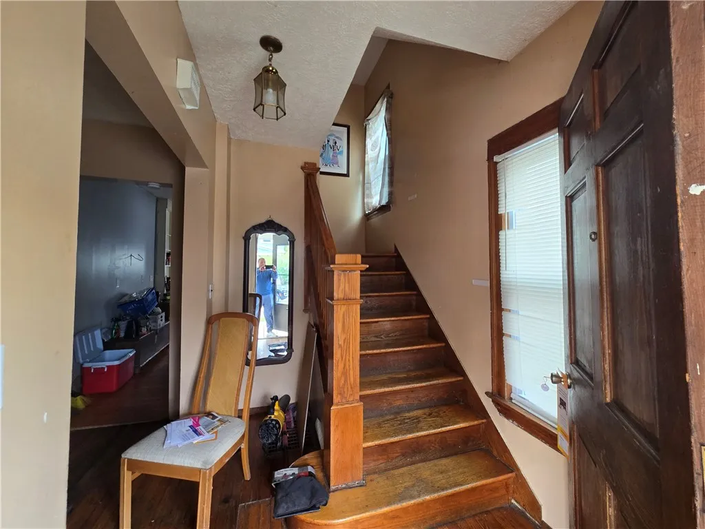 79 Evangeline Street, Rochester, New York 14619, Rochester, New York 14619, 3 Bedrooms Bedrooms, 6 Rooms Rooms,1 BathroomBathrooms,Residential,For Sale,79 Evangeline Street, Rochester, New York 14619,0,R1645874