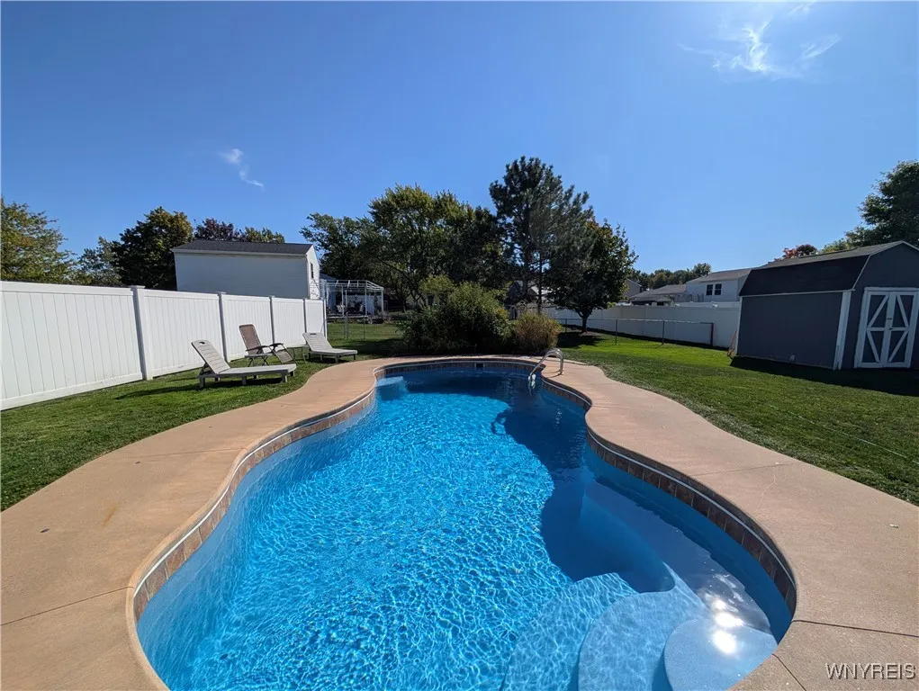 4939 Tim Tam, Hamburg, New York 14219, Hamburg, New York 14219, 4 Bedrooms Bedrooms, 11 Rooms Rooms,2 BathroomsBathrooms,Residential,For Sale,4939 Tim Tam, Hamburg, New York 14219,0,B1645811