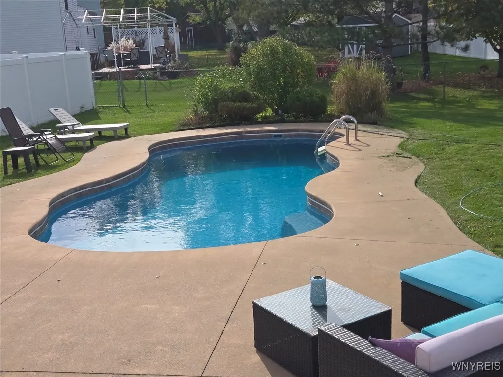 4939 Tim Tam, Hamburg, New York 14219, Hamburg, New York 14219, 4 Bedrooms Bedrooms, 11 Rooms Rooms,2 BathroomsBathrooms,Residential,For Sale,4939 Tim Tam, Hamburg, New York 14219,0,B1645811