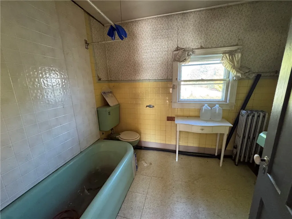 37137 23, Roxbury, New York 12474, Roxbury, New York 12474, 7 Bedrooms Bedrooms, ,4 BathroomsBathrooms,Residential,For Sale,37137 23, Roxbury, New York 12474,0,R1644141
