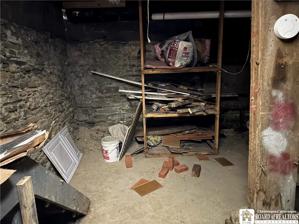 230 Forest Avenue, Jamestown, New York 14701, Jamestown, New York 14701, 2 Bedrooms Bedrooms, 6 Rooms Rooms,1 BathroomBathrooms,Residential,For Sale,230 Forest Avenue, Jamestown, New York 14701,0,R1645836