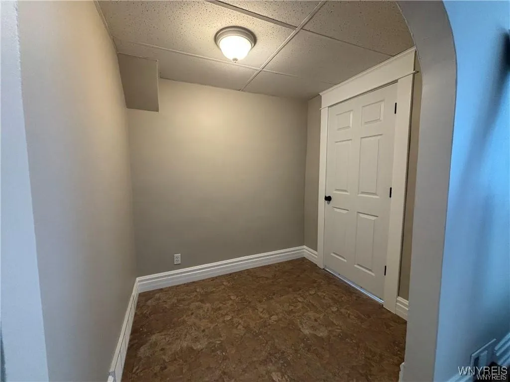 232 Columbus Avenue, Buffalo, New York 14220, Buffalo, New York 14220, 3 Bedrooms Bedrooms, 5 Rooms Rooms,1 BathroomBathrooms,Residential Lease,For Rent,232 Columbus Avenue, Buffalo, New York 14220,0,B1645869