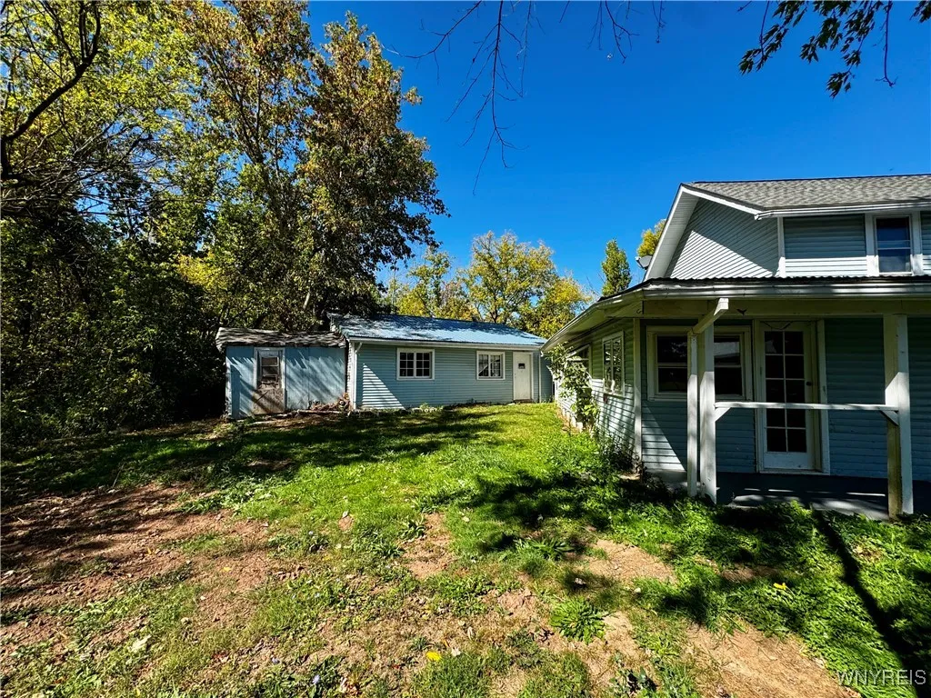 1372 North Lyndonville Road, Yates, New York 14098, Yates, New York 14098, 5 Bedrooms Bedrooms, ,3 BathroomsBathrooms,Residential,For Sale,1372 North Lyndonville Road, Yates, New York 14098,0,B1641688