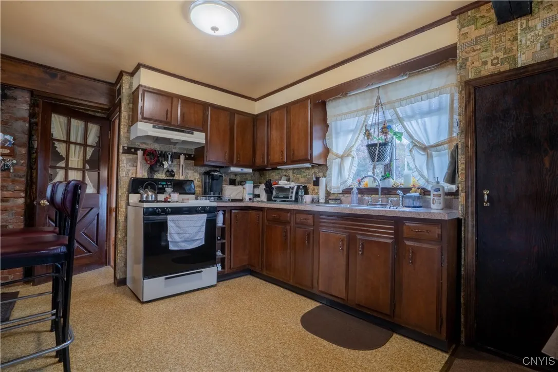 142 State Route 169, Danube, New York 13365, Danube, New York 13365, 3 Bedrooms Bedrooms, 9 Rooms Rooms,1 BathroomBathrooms,Residential,For Sale,142 State Route 169, Danube, New York 13365,0,S1645890