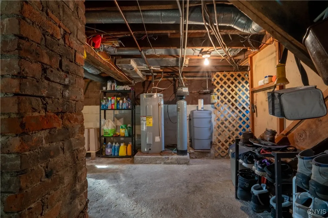 142 State Route 169, Danube, New York 13365, Danube, New York 13365, 3 Bedrooms Bedrooms, 9 Rooms Rooms,1 BathroomBathrooms,Residential,For Sale,142 State Route 169, Danube, New York 13365,0,S1645890