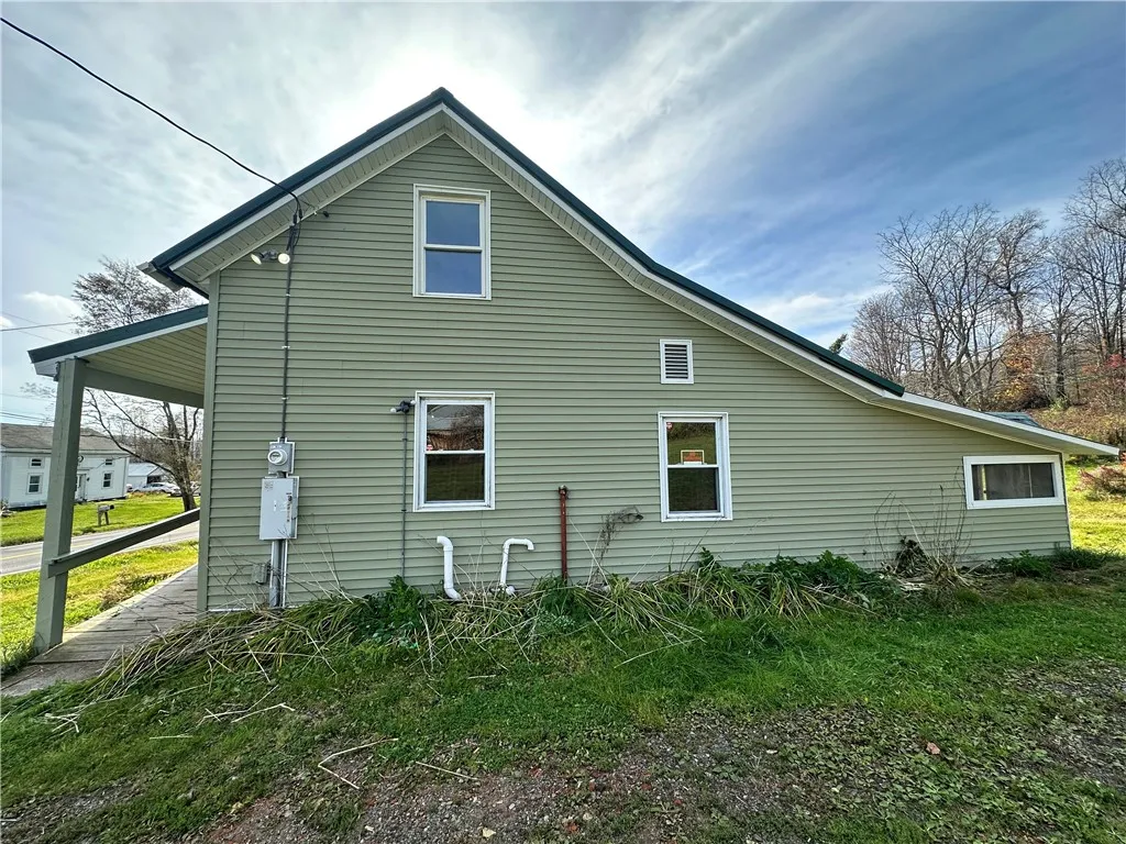 3661 State Highway 51 Highway, New Lisbon, New Yor, New Lisbon, New York 13415, 3 Bedrooms Bedrooms, 8 Rooms Rooms,1 BathroomBathrooms,Residential,For Sale,3661 State Highway 51 Highway, New Lisbon, New Yor,0,R1645898