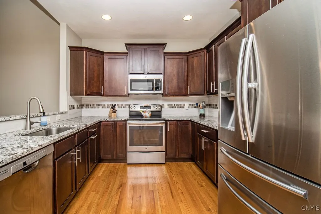 187 Avriel Drive, Manlius, New York 13066, Manlius, New York 13066, 3 Bedrooms Bedrooms, 6 Rooms Rooms,2 BathroomsBathrooms,Residential,For Sale,187 Avriel Drive, Manlius, New York 13066,0,S1645859