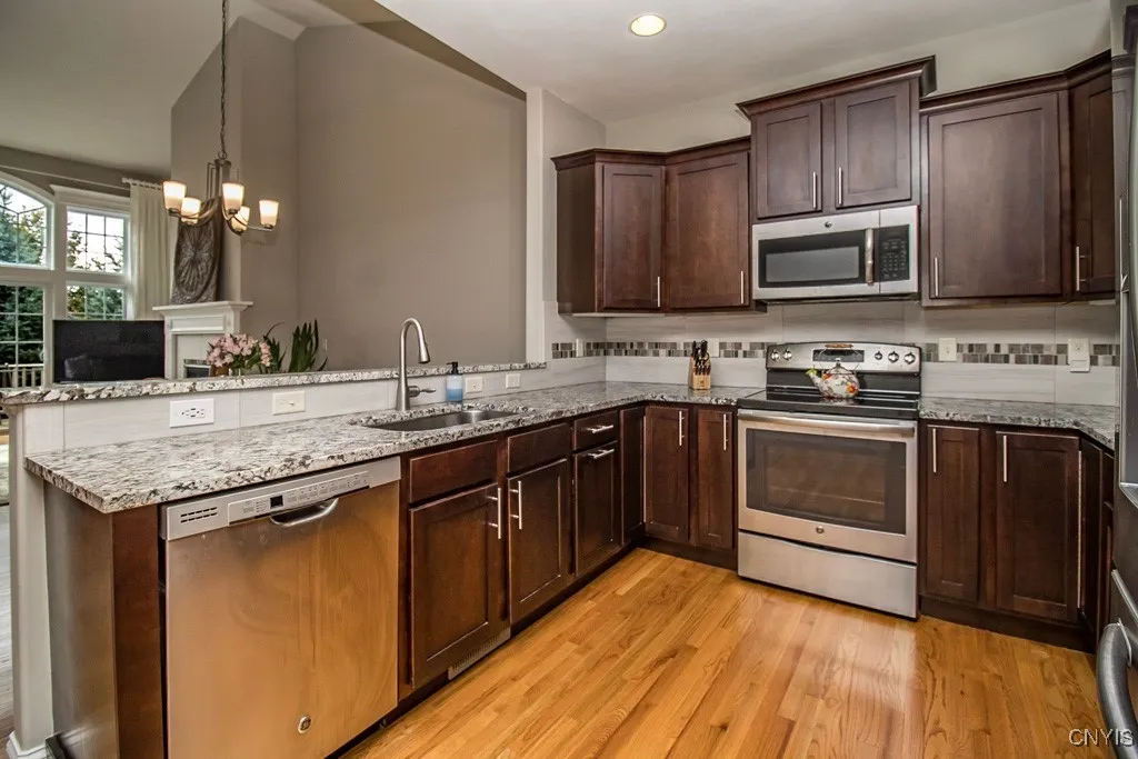 187 Avriel Drive, Manlius, New York 13066, Manlius, New York 13066, 3 Bedrooms Bedrooms, 6 Rooms Rooms,2 BathroomsBathrooms,Residential,For Sale,187 Avriel Drive, Manlius, New York 13066,0,S1645859