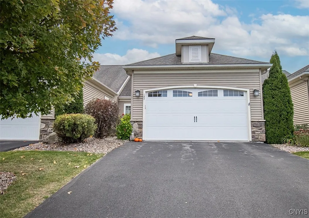 187 Avriel Drive, Manlius, New York 13066, Manlius, New York 13066, 3 Bedrooms Bedrooms, 6 Rooms Rooms,2 BathroomsBathrooms,Residential,For Sale,187 Avriel Drive, Manlius, New York 13066,0,S1645859