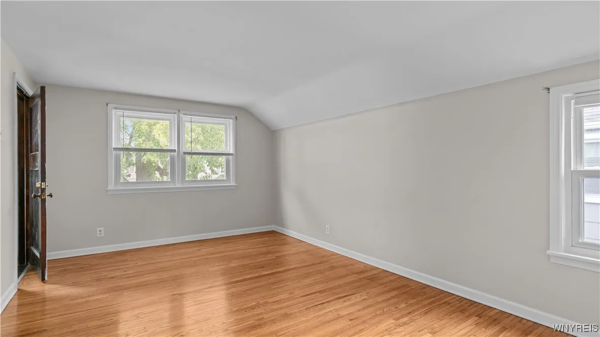 123 Kimberly Avenue, Buffalo, New York 14220, Buffalo, New York 14220, 4 Bedrooms Bedrooms, ,2 BathroomsBathrooms,Residential,For Sale,123 Kimberly Avenue, Buffalo, New York 14220,0,B1645755