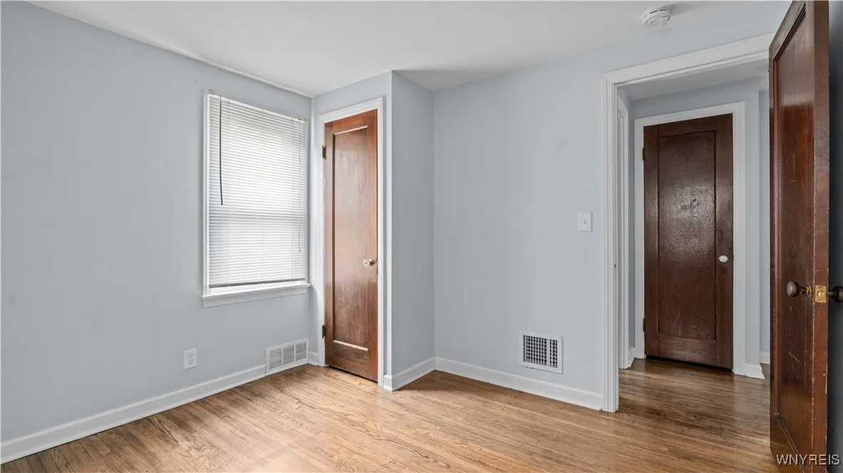 123 Kimberly Avenue, Buffalo, New York 14220, Buffalo, New York 14220, 4 Bedrooms Bedrooms, ,2 BathroomsBathrooms,Residential,For Sale,123 Kimberly Avenue, Buffalo, New York 14220,0,B1645755