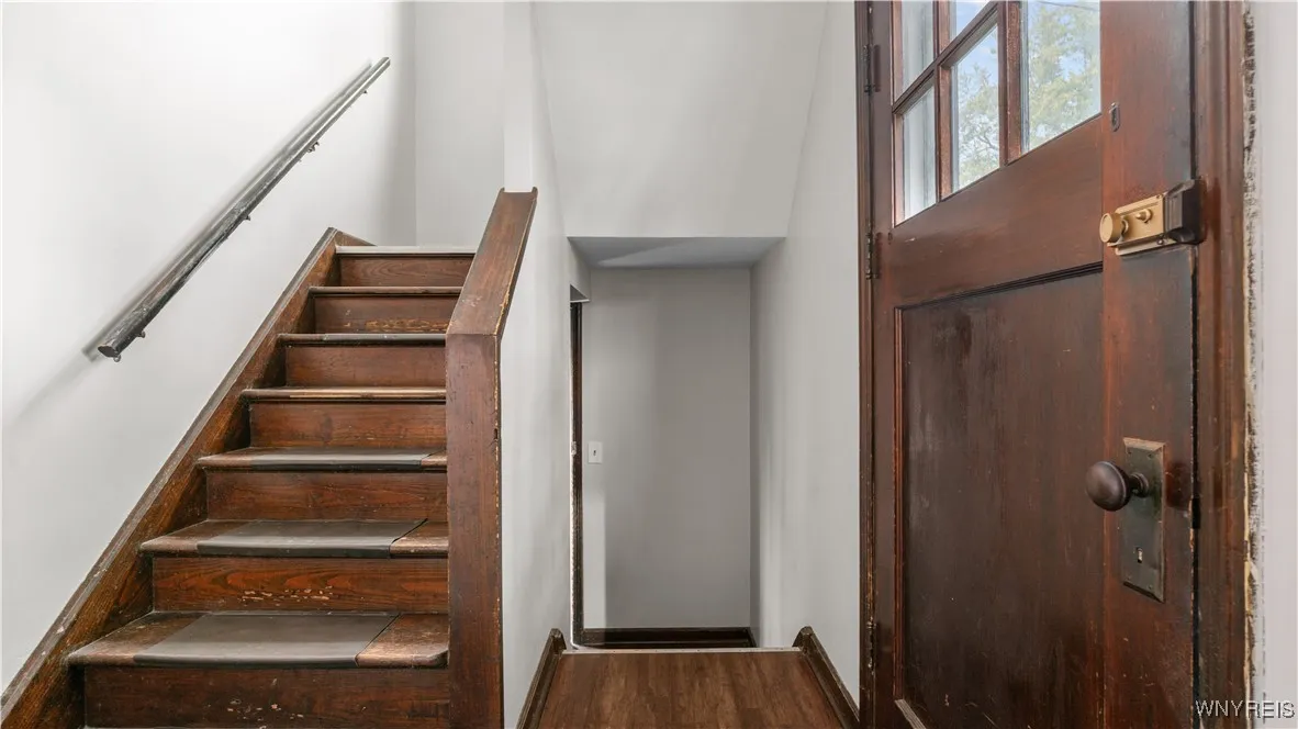 123 Kimberly Avenue, Buffalo, New York 14220, Buffalo, New York 14220, 4 Bedrooms Bedrooms, ,2 BathroomsBathrooms,Residential,For Sale,123 Kimberly Avenue, Buffalo, New York 14220,0,B1645755