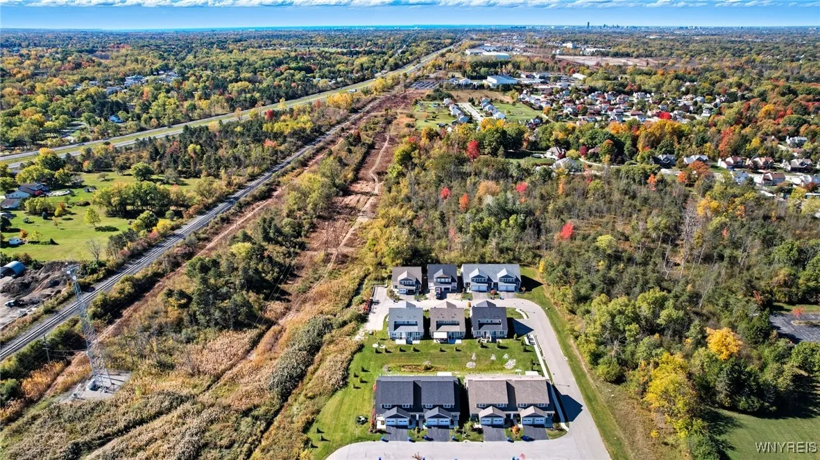 602 Carriage Lane, West Seneca, New York 14224, West Seneca, New York 14224, 2 Bedrooms Bedrooms, 9 Rooms Rooms,2 BathroomsBathrooms,Residential,For Sale,602 Carriage Lane, West Seneca, New York 14224,0,B1642066