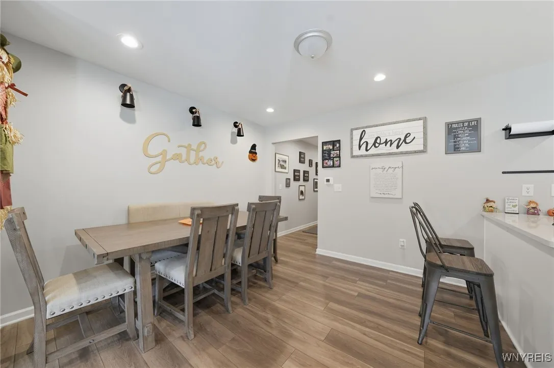 602 Carriage Lane, West Seneca, New York 14224, West Seneca, New York 14224, 2 Bedrooms Bedrooms, 9 Rooms Rooms,2 BathroomsBathrooms,Residential,For Sale,602 Carriage Lane, West Seneca, New York 14224,0,B1642066