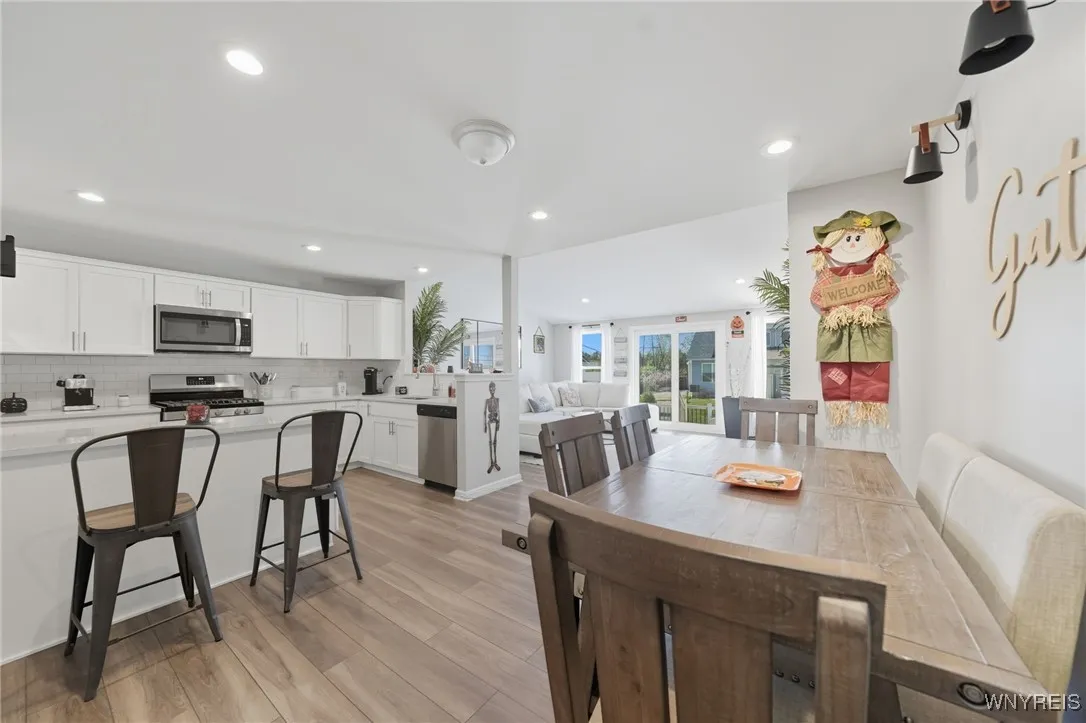 602 Carriage Lane, West Seneca, New York 14224, West Seneca, New York 14224, 2 Bedrooms Bedrooms, 9 Rooms Rooms,2 BathroomsBathrooms,Residential,For Sale,602 Carriage Lane, West Seneca, New York 14224,0,B1642066