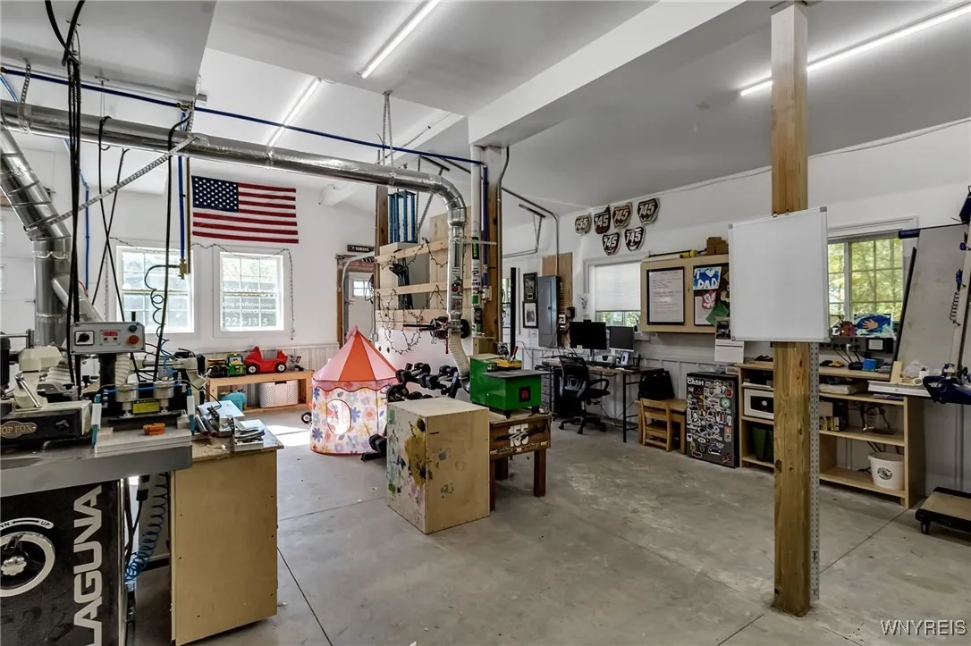 12050 Mcneeley Road, Newstead, New York 14001, Newstead, New York 14001, 2 Bedrooms Bedrooms, 9 Rooms Rooms,2 BathroomsBathrooms,Residential,For Sale,12050 Mcneeley Road, Newstead, New York 14001,0,B1645813