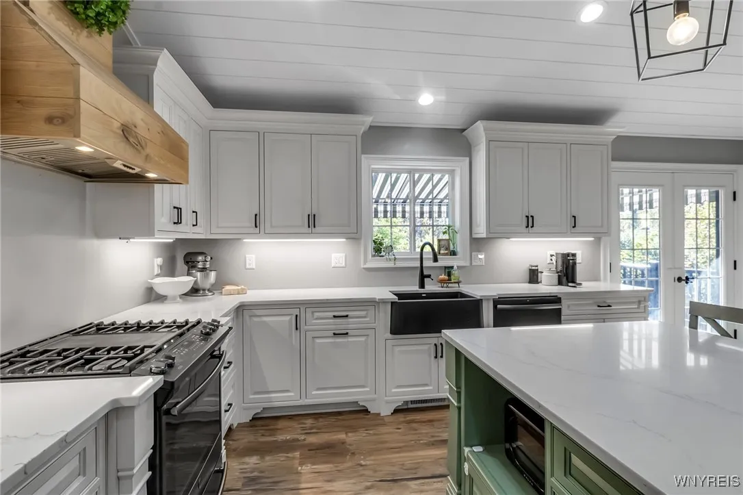 12050 Mcneeley Road, Newstead, New York 14001, Newstead, New York 14001, 2 Bedrooms Bedrooms, 9 Rooms Rooms,2 BathroomsBathrooms,Residential,For Sale,12050 Mcneeley Road, Newstead, New York 14001,0,B1645813