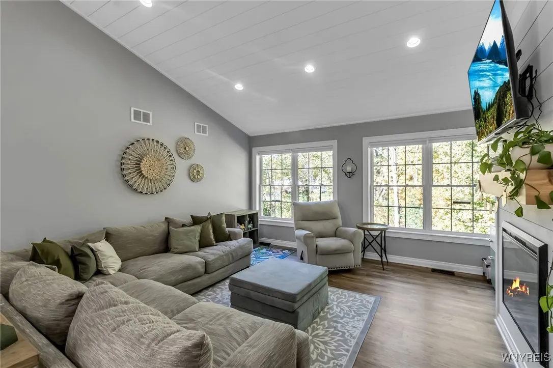 12050 Mcneeley Road, Newstead, New York 14001, Newstead, New York 14001, 2 Bedrooms Bedrooms, 9 Rooms Rooms,2 BathroomsBathrooms,Residential,For Sale,12050 Mcneeley Road, Newstead, New York 14001,0,B1645813