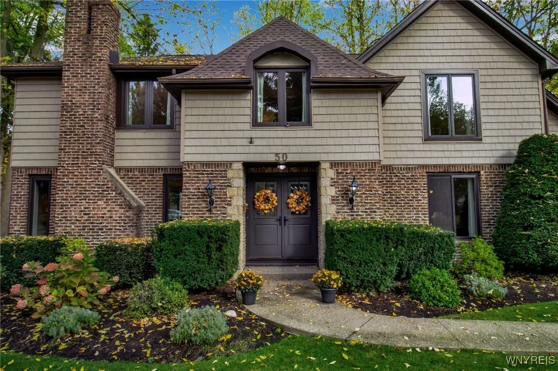 50 Fennec Lane, Amherst, New York 14051, Amherst, New York 14051, 4 Bedrooms Bedrooms, 9 Rooms Rooms,3 BathroomsBathrooms,Residential,For Sale,50 Fennec Lane, Amherst, New York 14051,0,B1645880