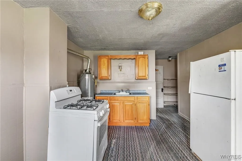 1326 Lovejoy Street, Cheektowaga, New York 14212, Cheektowaga, New York 14212, 5 Bedrooms Bedrooms, ,Multi Family,For Sale,1326 Lovejoy Street, Cheektowaga, New York 14212,0,B1645926