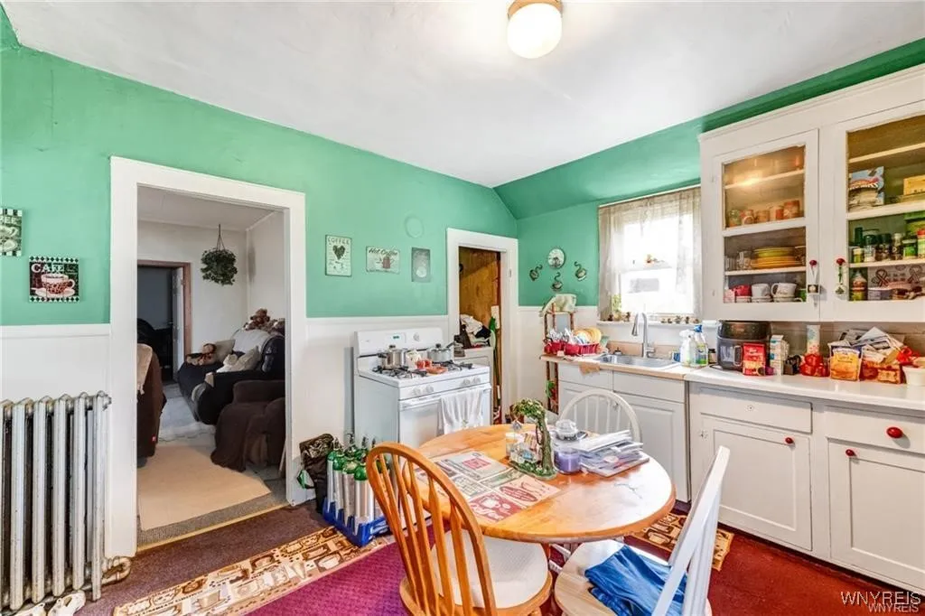 1326 Lovejoy Street, Cheektowaga, New York 14212, Cheektowaga, New York 14212, 5 Bedrooms Bedrooms, ,Multi Family,For Sale,1326 Lovejoy Street, Cheektowaga, New York 14212,0,B1645926