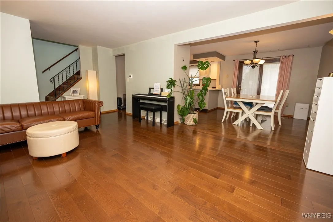148 Hillcrest Drive, Amherst, New York 14226, Amherst, New York 14226, 3 Bedrooms Bedrooms, 6 Rooms Rooms,1 BathroomBathrooms,Residential,For Sale,148 Hillcrest Drive, Amherst, New York 14226,0,B1643883