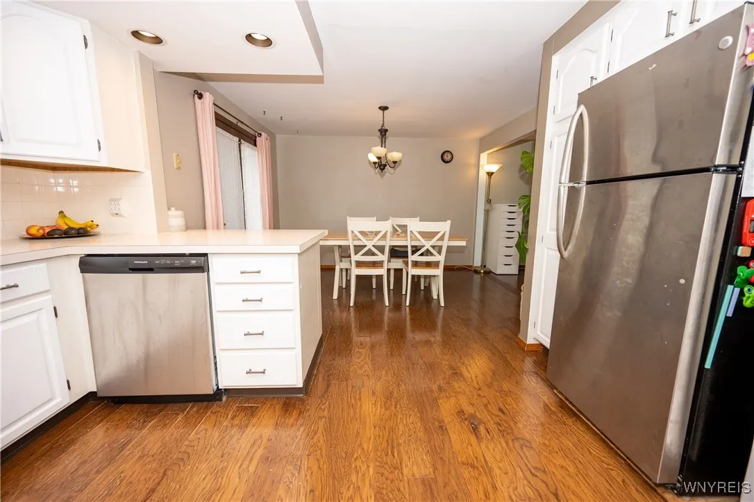 148 Hillcrest Drive, Amherst, New York 14226, Amherst, New York 14226, 3 Bedrooms Bedrooms, 6 Rooms Rooms,1 BathroomBathrooms,Residential,For Sale,148 Hillcrest Drive, Amherst, New York 14226,0,B1643883