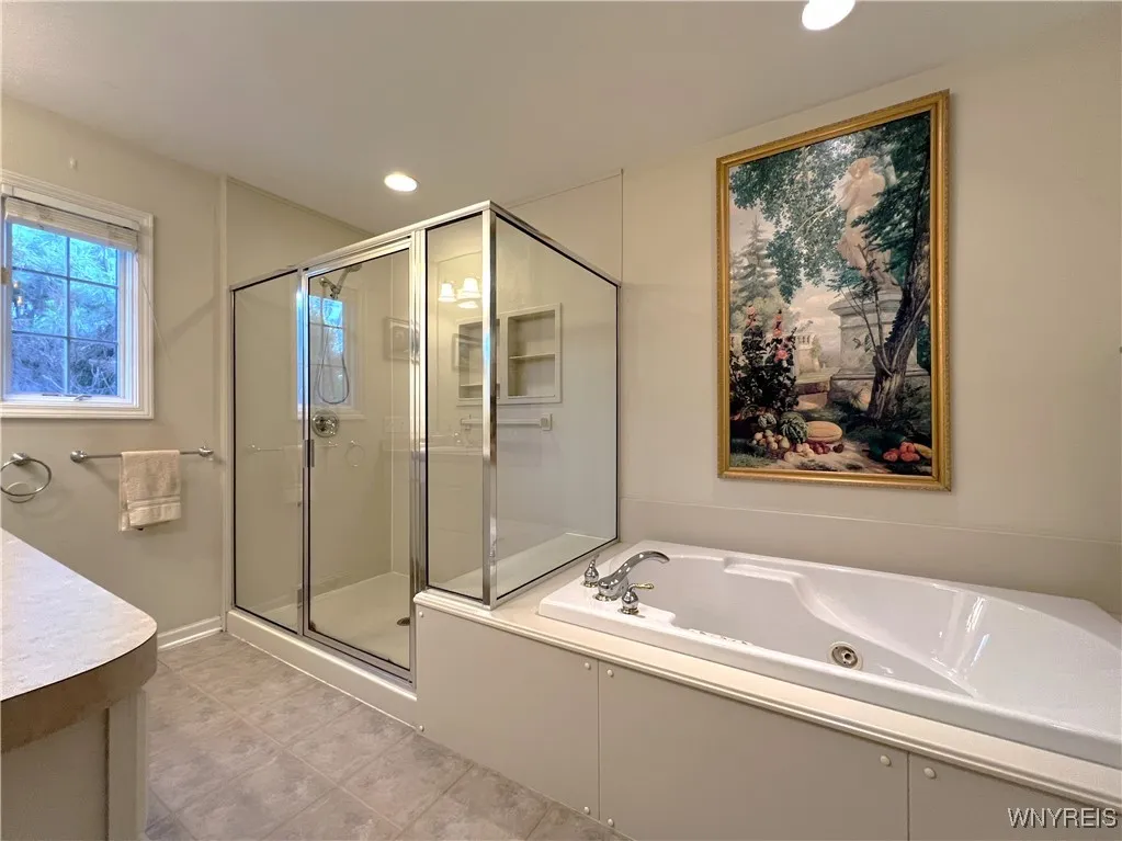 39 Wickendon Court, Amherst, New York 14221, Amherst, New York 14221, 3 Bedrooms Bedrooms, 8 Rooms Rooms,2 BathroomsBathrooms,Residential,For Sale,39 Wickendon Court, Amherst, New York 14221,0,B1645939