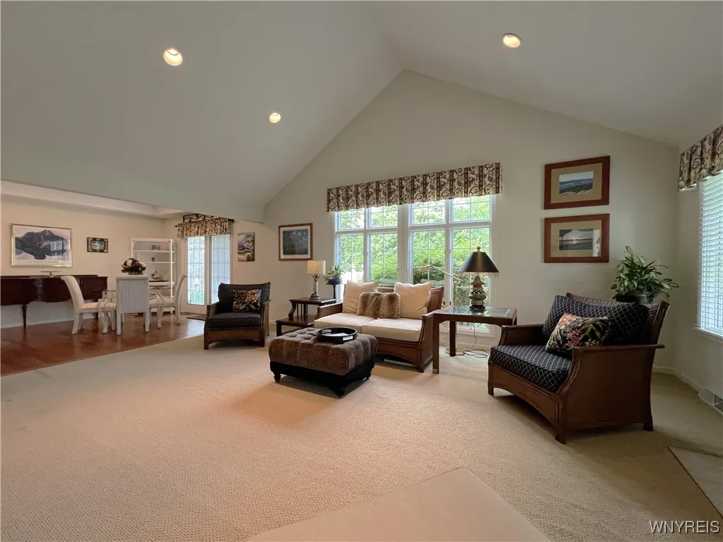 39 Wickendon Court, Amherst, New York 14221, Amherst, New York 14221, 3 Bedrooms Bedrooms, 8 Rooms Rooms,2 BathroomsBathrooms,Residential,For Sale,39 Wickendon Court, Amherst, New York 14221,0,B1645939