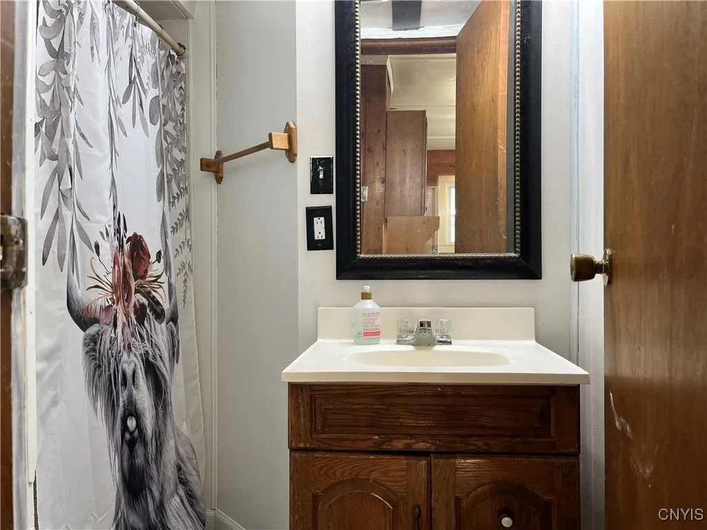 115 Phillips Street, Fulton, New York 13069, Fulton, New York 13069, 3 Bedrooms Bedrooms, 9 Rooms Rooms,2 BathroomsBathrooms,Residential,For Sale,115 Phillips Street, Fulton, New York 13069,0,S1645904